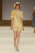 desfile-mbonitaextra-rioverao2009rtw-107