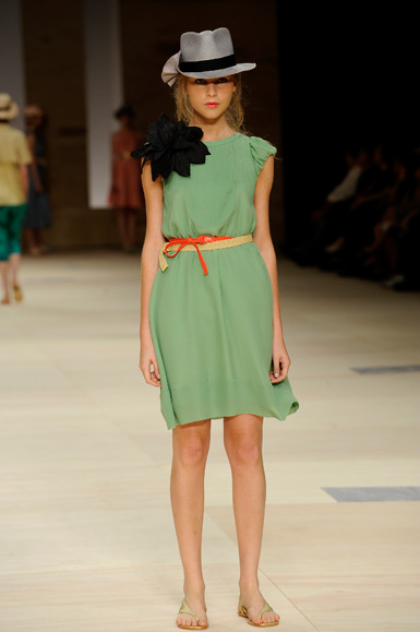 desfile-mbonitaextra-rioverao2009rtw-123