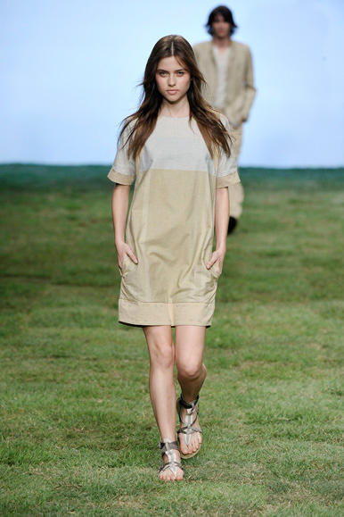 desfile-redley-rioverao2009rtw-111