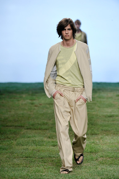 desfile-redley-rioverao2009rtw-113