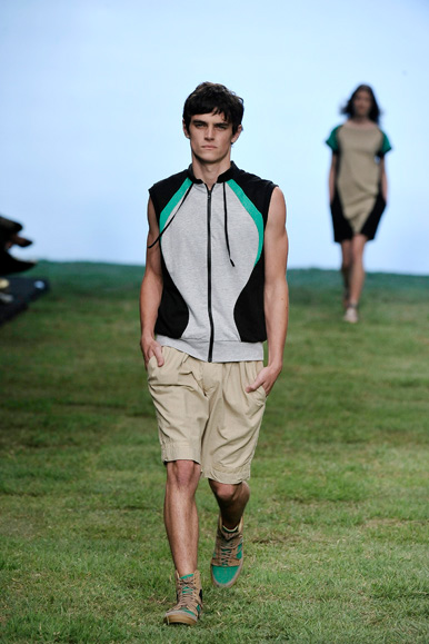 desfile-redley-rioverao2009rtw-127