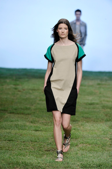 desfile-redley-rioverao2009rtw-128