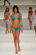desfile-salinas-rioverao2009rtw-136
