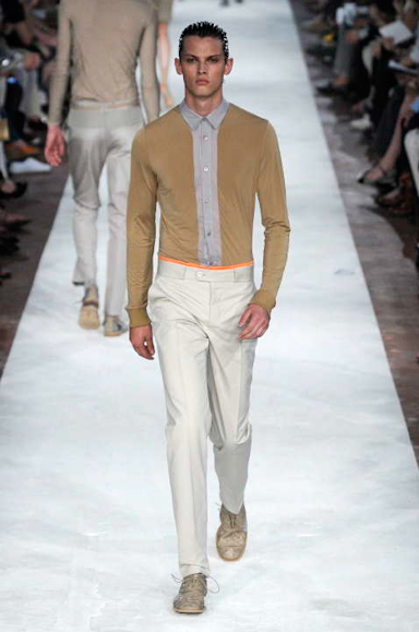 desfiles-almcqueen-milaoinverno2009menrtw-104