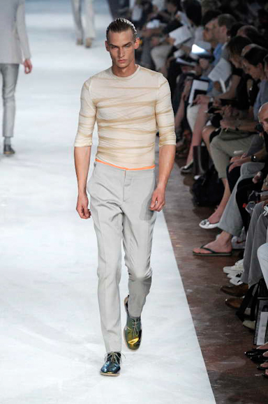 desfiles-almcqueen-milaoinverno2009menrtw-111