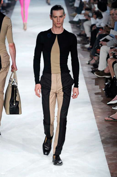 desfiles-almcqueen-milaoinverno2009menrtw-136