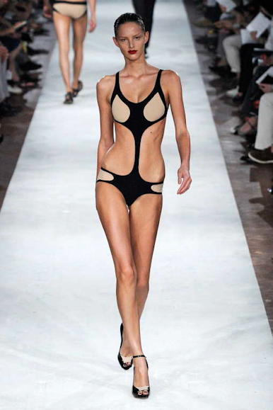 desfiles-almcqueen-milaoinverno2009menrtw-138