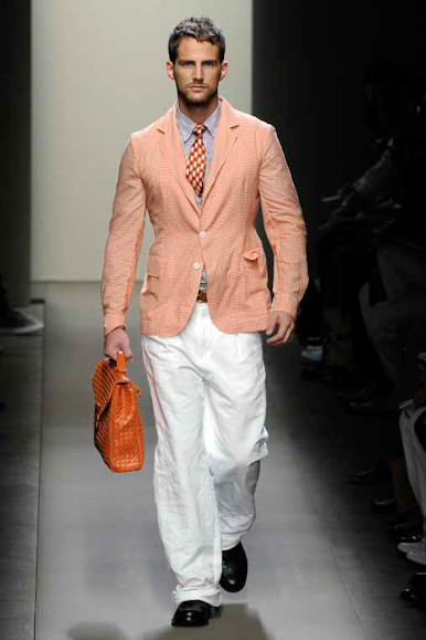 desfiles-bottegaveneta-milaoinverno2009menrtw-116