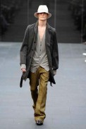 desfiles-burberry-milaoverao2009menrtw-102