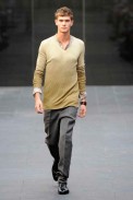 desfiles-burberry-milaoverao2009menrtw-117
