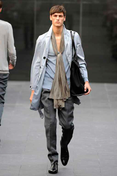 desfiles-burberry-milaoverao2009menrtw-121