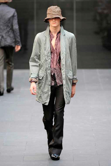 desfiles-burberry-milaoverao2009menrtw-127