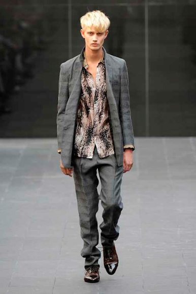 desfiles-burberry-milaoverao2009menrtw-130