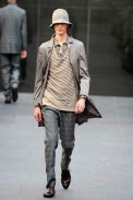 desfiles-burberry-milaoverao2009menrtw-132
