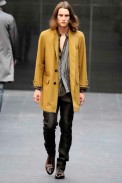 desfiles-burberry-milaoverao2009menrtw-134