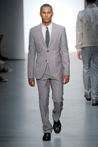 desfiles-ckmen-milaoverao2009menrtw-114