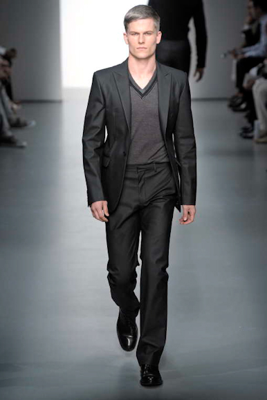 desfiles-ckmen-milaoverao2009menrtw-119