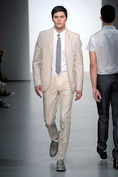 desfiles-ckmen-milaoverao2009menrtw-126
