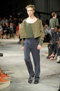 desfiles-prada-milaoverao2009menrtw-105