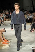 desfiles-prada-milaoverao2009menrtw-108