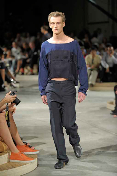 desfiles-prada-milaoverao2009menrtw-110