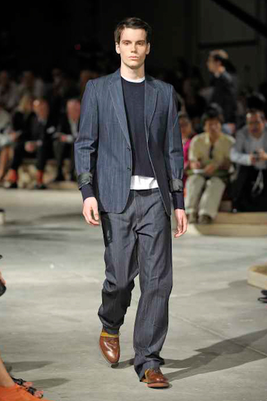 desfiles-prada-milaoverao2009menrtw-116