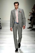 desfiles-moschino-milaoverao2009menrtw-101