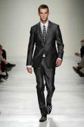 desfiles-moschino-milaoverao2009menrtw-126