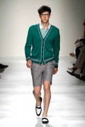 desfiles-moschino-milaoverao2009menrtw-128