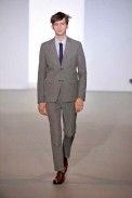 desfiles-marni-milaoverao2009menrtw-109