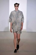 desfiles-marni-milaoverao2009menrtw-115