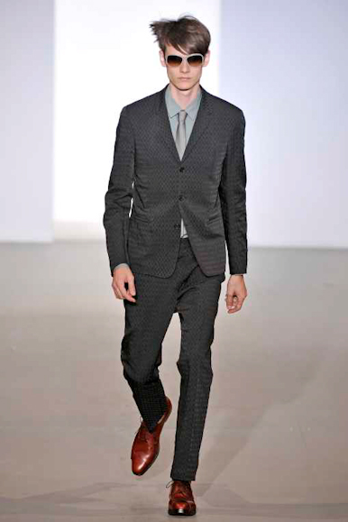 desfiles-marni-milaoverao2009menrtw-122