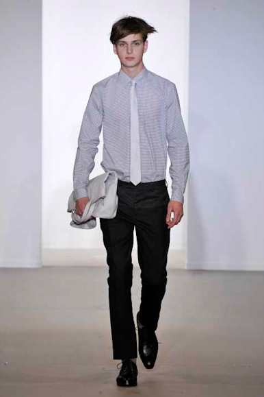 desfiles-marni-milaoverao2009menrtw-124