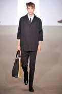 desfiles-marni-milaoverao2009menrtw-135