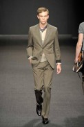 desfiles-fendi-milaoverao2009menrtw-104