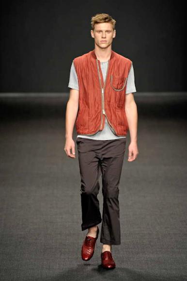 desfiles-fendi-milaoverao2009menrtw-123