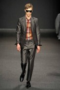 desfiles-fendi-milaoverao2009menrtw-125
