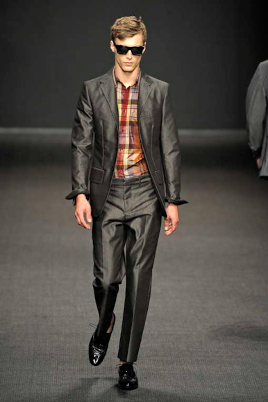 desfiles-fendi-milaoverao2009menrtw-125