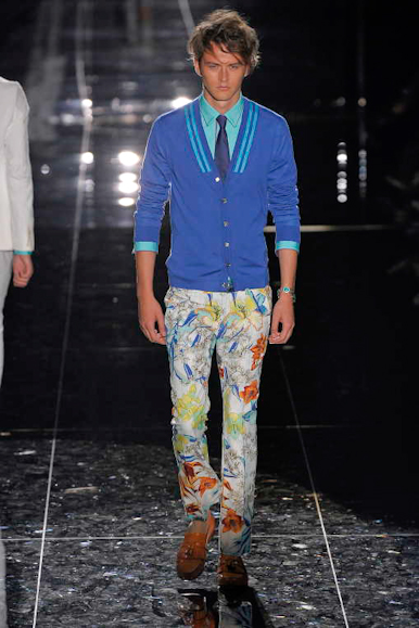 desfiles-gucci-milaoverao2009menrtw-107
