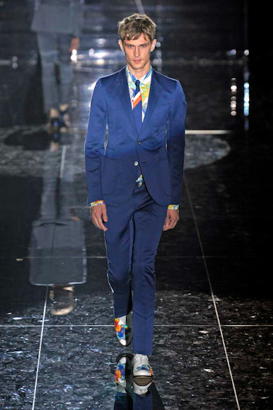 desfiles-gucci-milaoverao2009menrtw-110