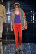desfiles-gucci-milaoverao2009menrtw-118