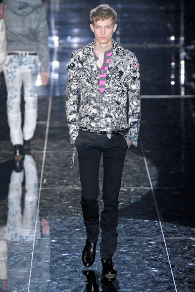 desfiles-gucci-milaoverao2009menrtw-130