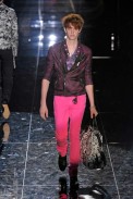 desfiles-gucci-milaoverao2009menrtw-131
