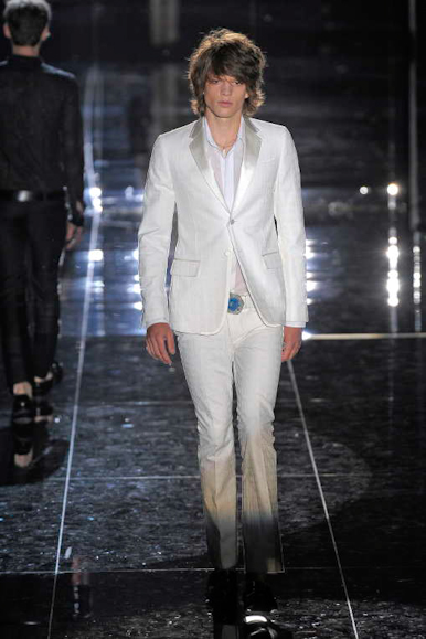 desfiles-gucci-milaoverao2009menrtw-140