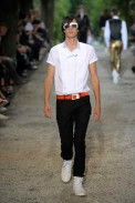 desfiles-diorhommes-parisverao2009menrtw-109