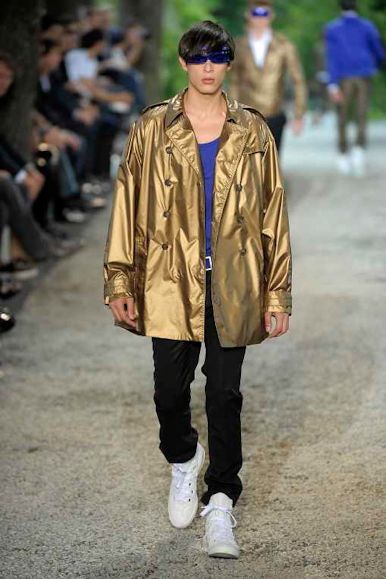 desfiles-diorhommes-parisverao2009menrtw-119