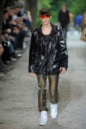 desfiles-diorhommes-parisverao2009menrtw-121