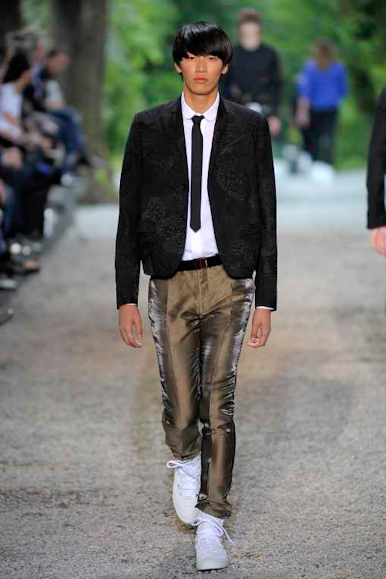 desfiles-diorhommes-parisverao2009menrtw-128