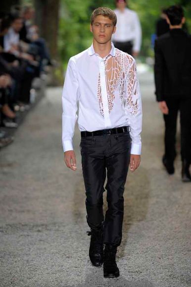 desfiles-diorhommes-parisverao2009menrtw-133