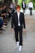 desfiles-diorhommes-parisverao2009menrtw-135